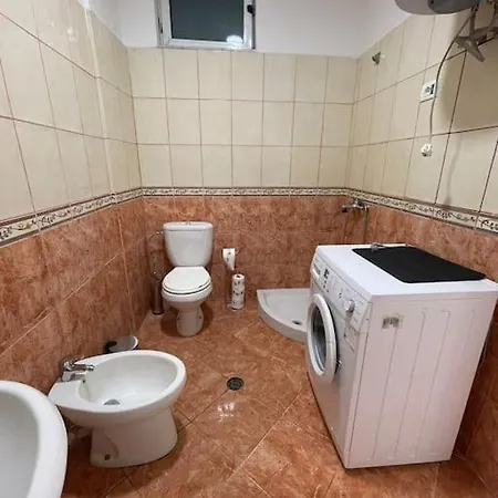 Apartagnes Apartament *